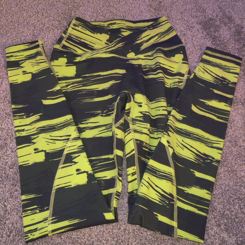 Alphalete leggings